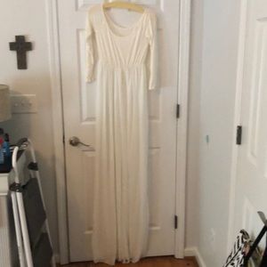 Maternity Photo Shoot Dress Cream Large ❤️